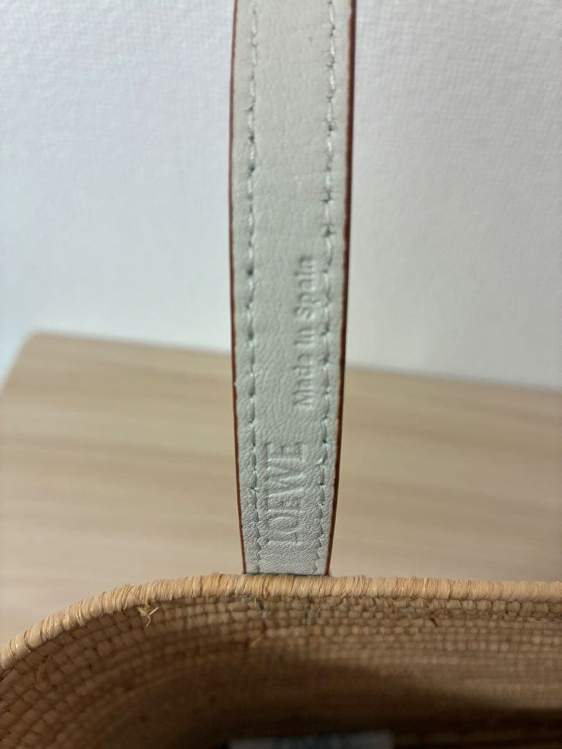 【お値引き中‼︎】LOEWE スクエアバケットバック　スモール