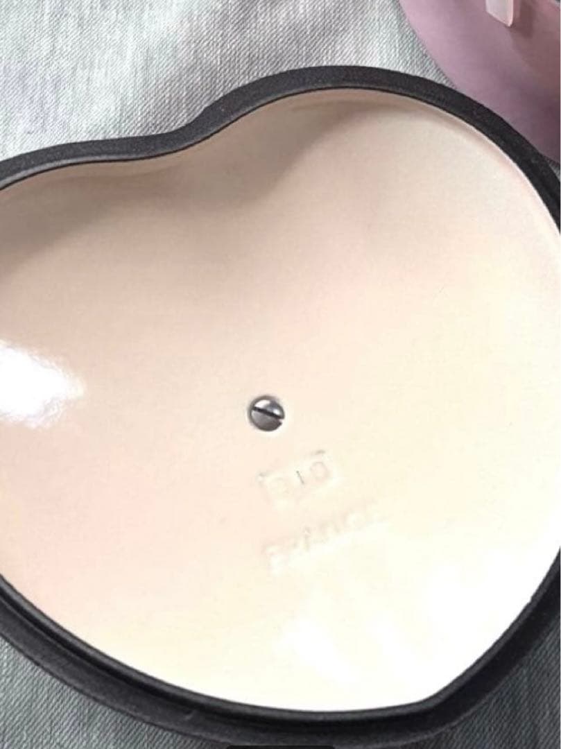 【未使用に近い】ル・クルーゼ　ココット　ダムール　ハート型鍋　両手鍋　ピンク