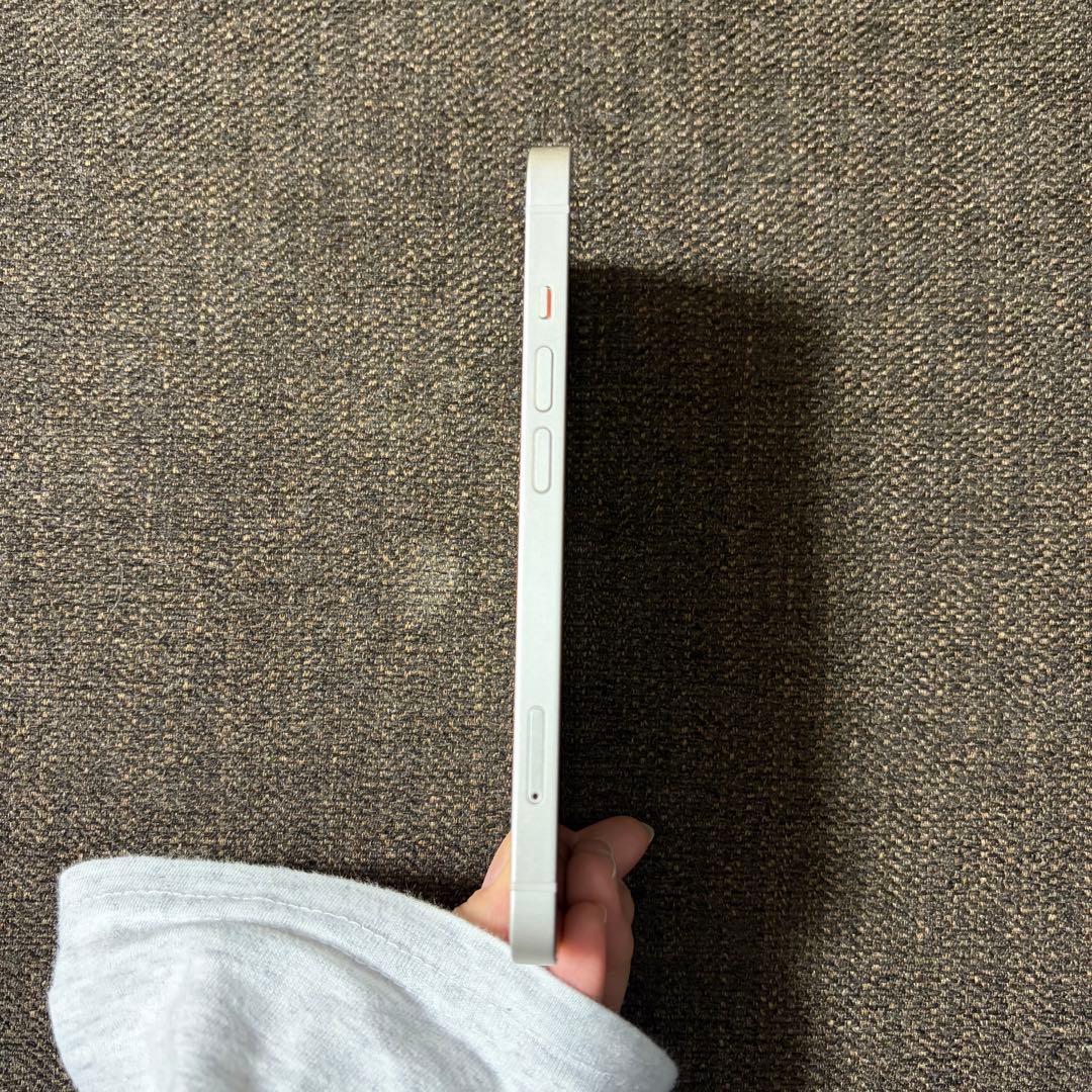 Apple iPhone14 256GB スターライト 本体