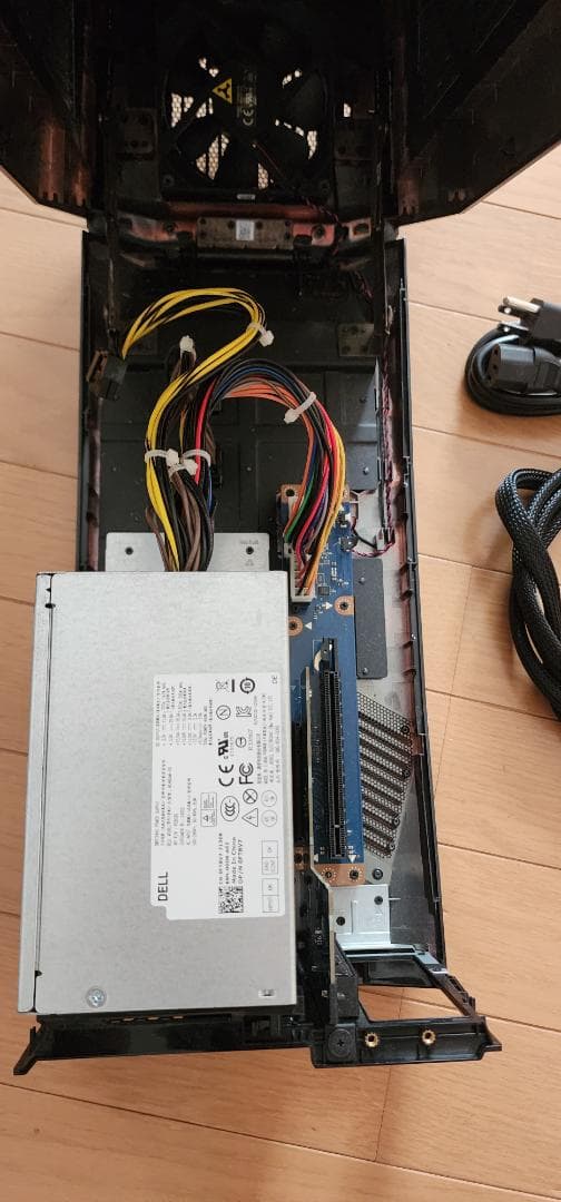 その他 Alienware Graphics Amplifier Z01G