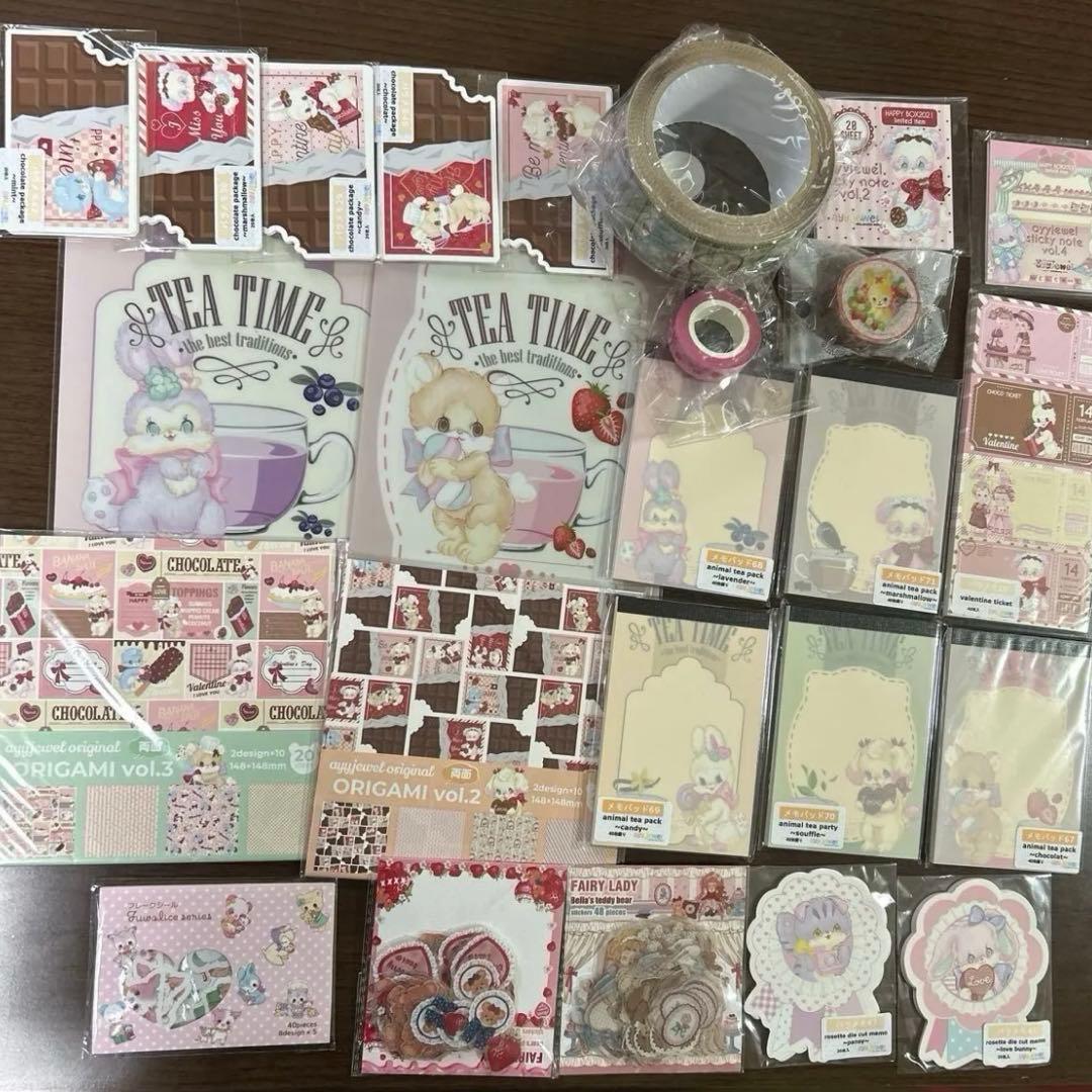 紙モノ大量●可愛いメモやダイカットカードOPPテープ紙モノ文具、新品未使用品多数