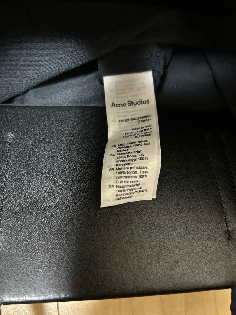 Acne Studios ショルダーバッグ　ハンドバッグ