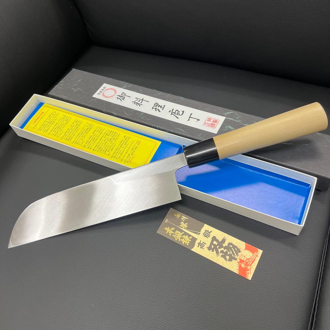 ★新品★義弘上作白二鋼鎌形薄刃包丁210mm七寸水牛柄マチ磨き裏押し化粧箱入