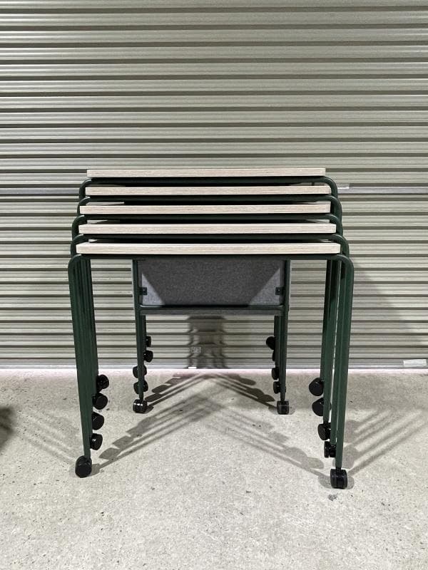 【美品】オカムラ　スプリント　MT40AB MHG9　5台　スタッキングテーブル