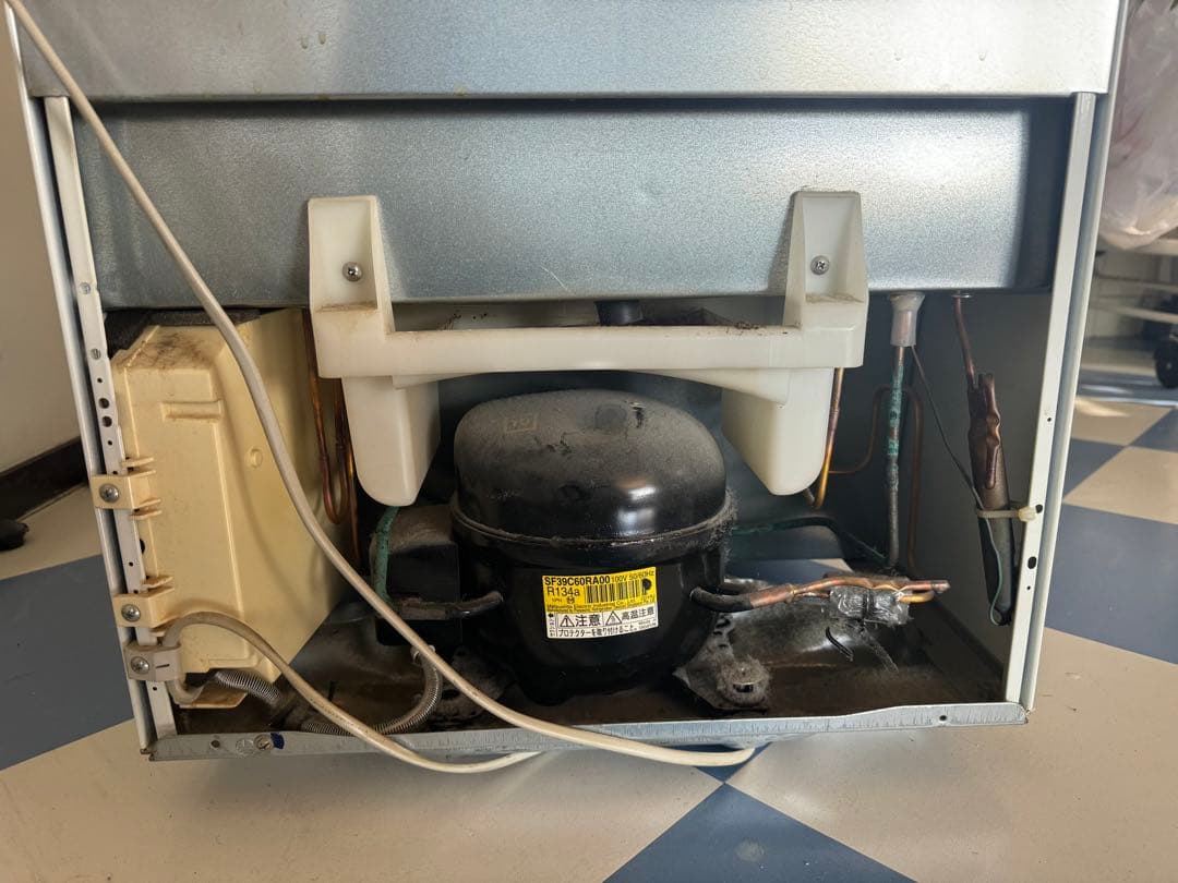 無印良品 バーハンドル冷蔵庫 M-R14C 137L （送料8600円込）