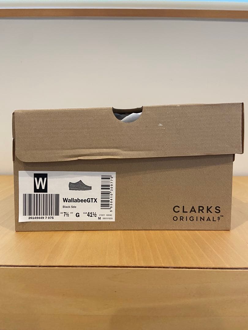 靴 CLARKS WallabeeGTX
