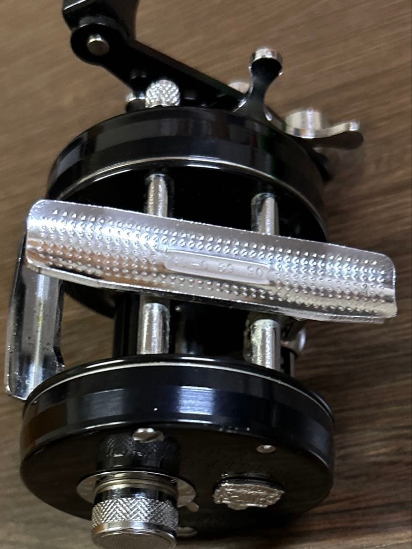 アブ abu Ambassador 2500c ブラック