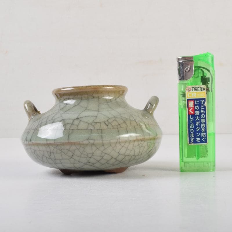中国　哥釉　青磁　氷裂文　双耳香炉　C　9106