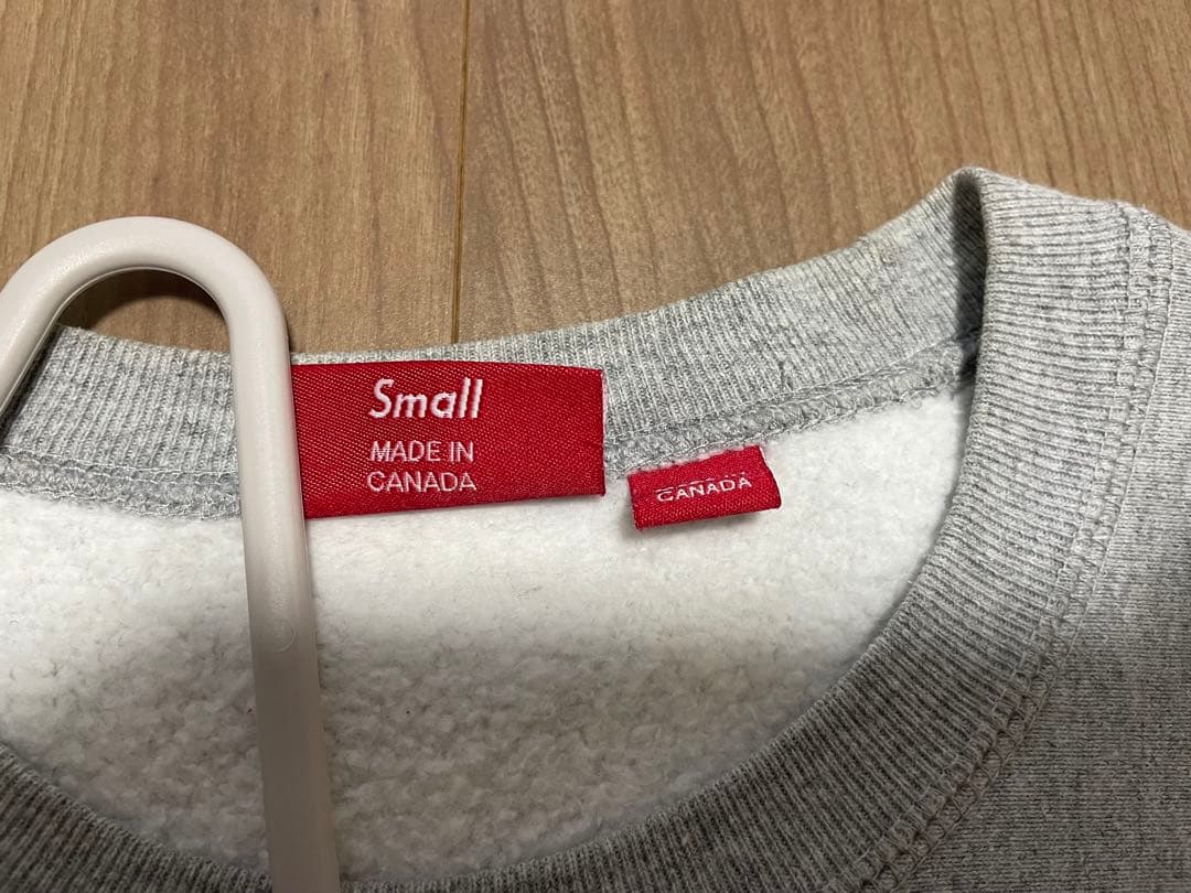 シュプリーム　アーチロゴ　スウェット