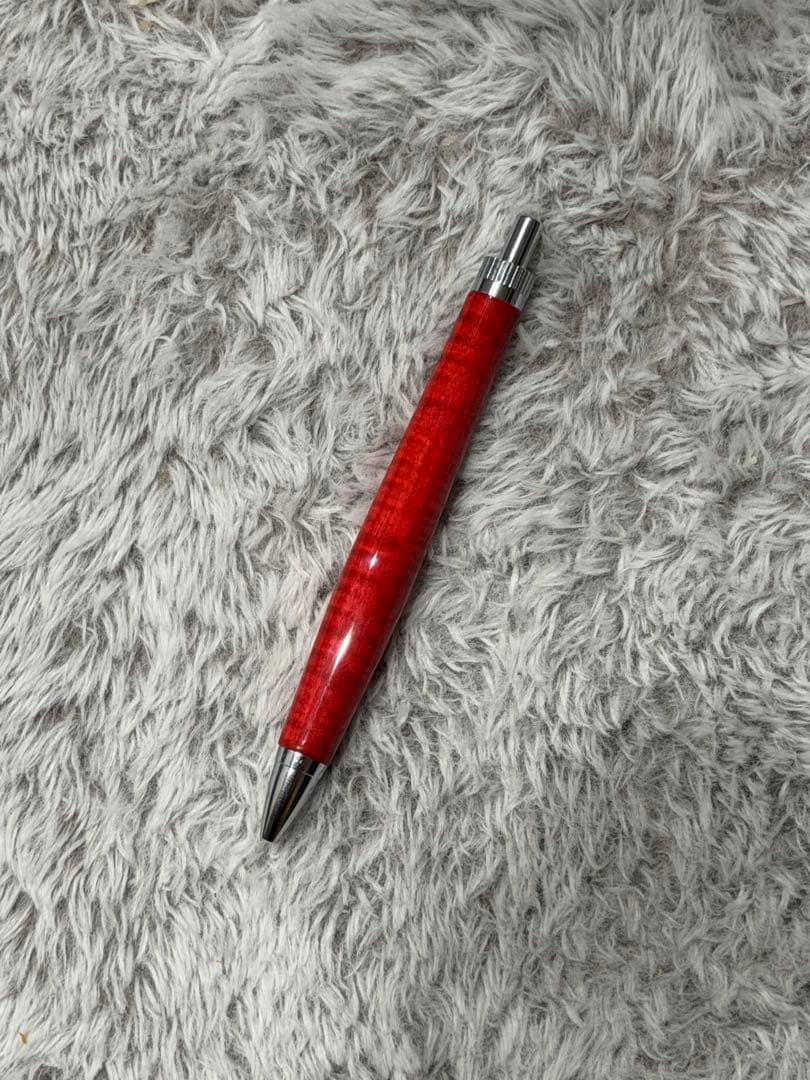 木軸ペン　ラッカー仕上げ　楽器　ギター　赤　紅花