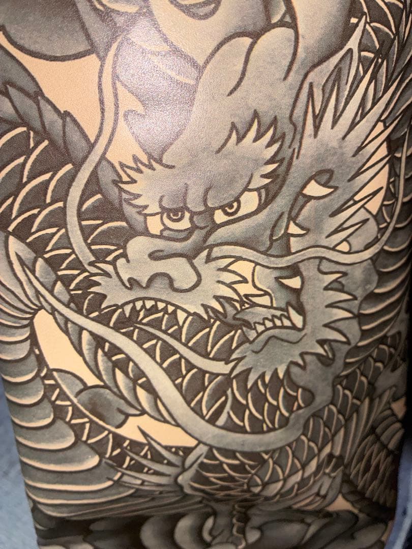 イエローyellow ブーツ美品ドラゴンデザイン ロングブーツ