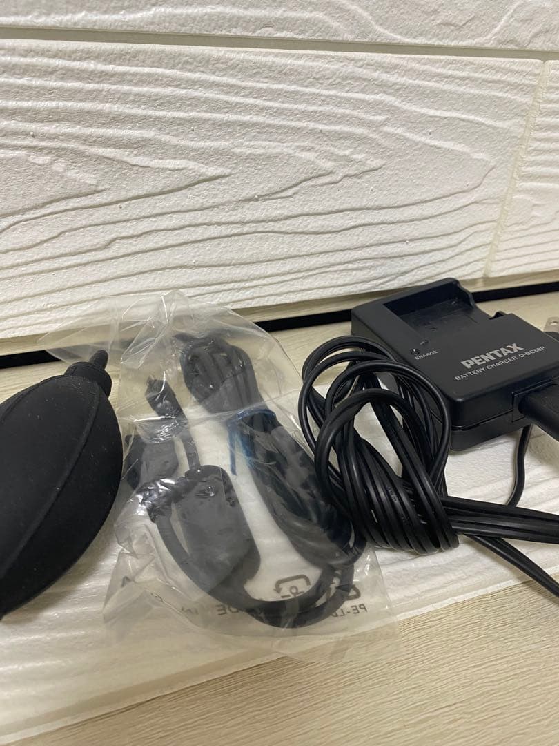 【美品】PENTAX ミラーレス一眼 Q-S1 ゴールド レザー