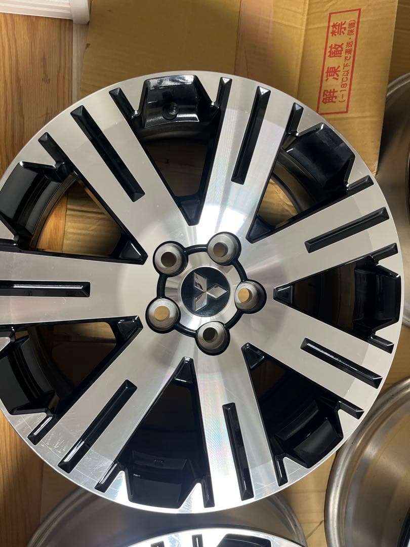 デリカd5 純正ホイール