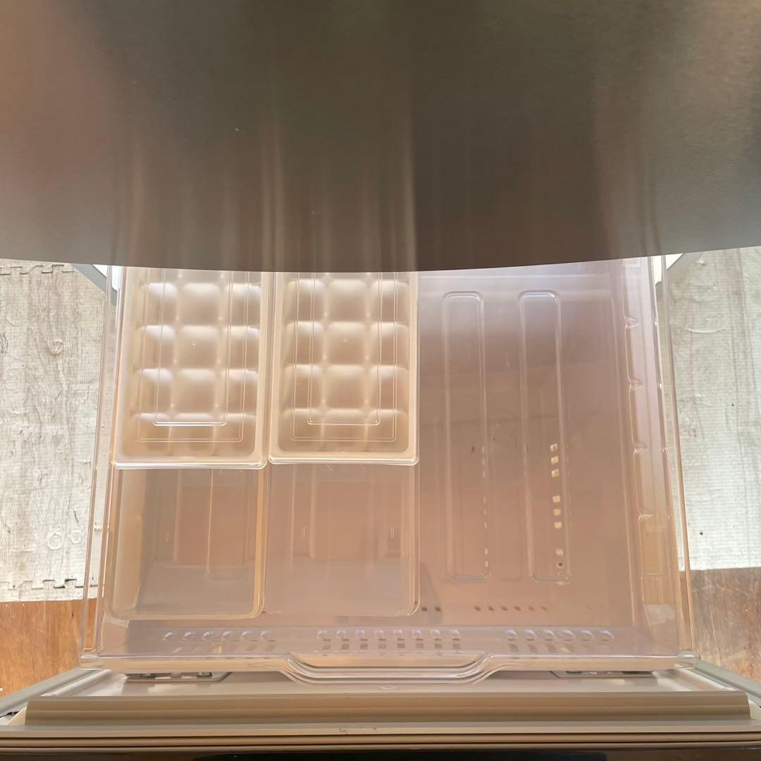 配送設置無料　アイリスオーヤマ　4ドア冷蔵庫　320L 24年製　大容量　最新