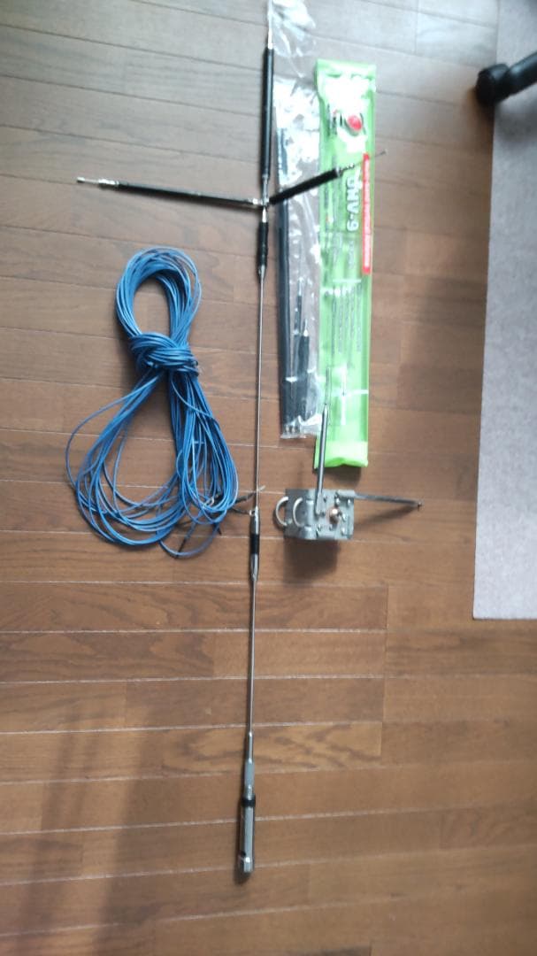 コメットUHV-9 3.5〜430MHz ラジアルケーブル&Lベースクランプ付き