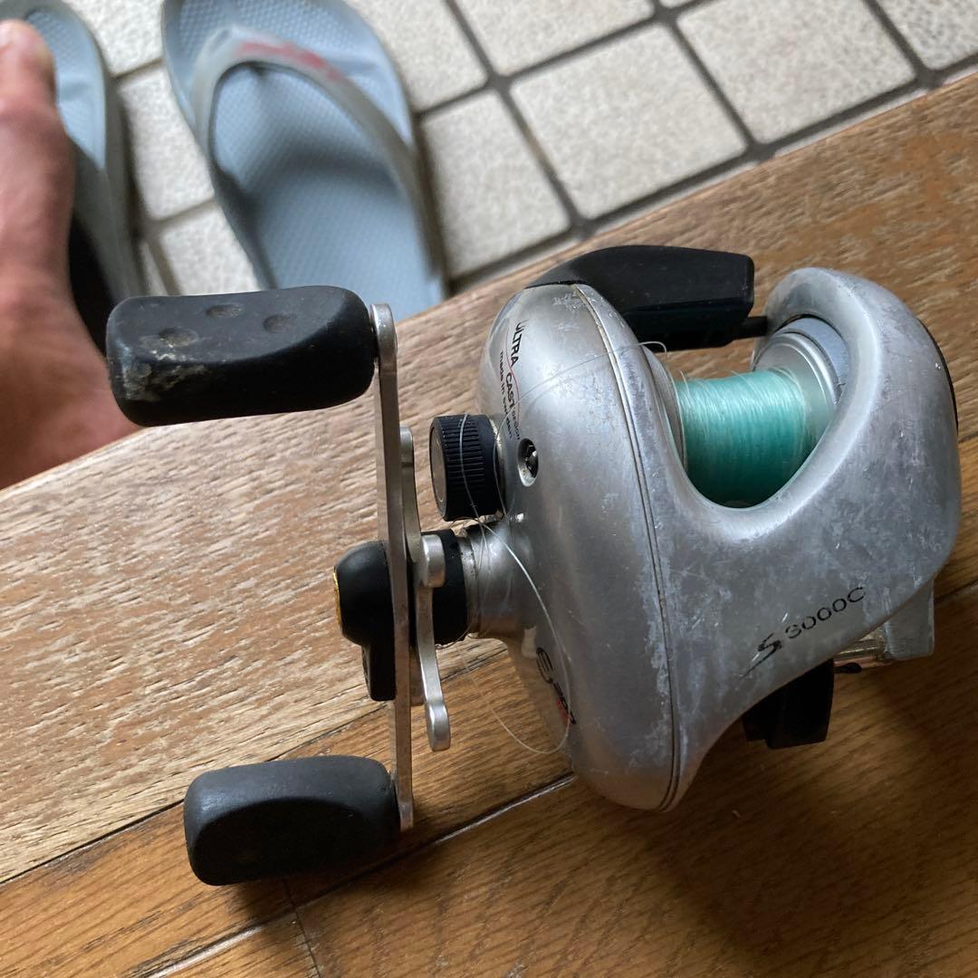 在庫確認しまするのでコメントから釣竿、リールアンバサダー6000ーc、s3000