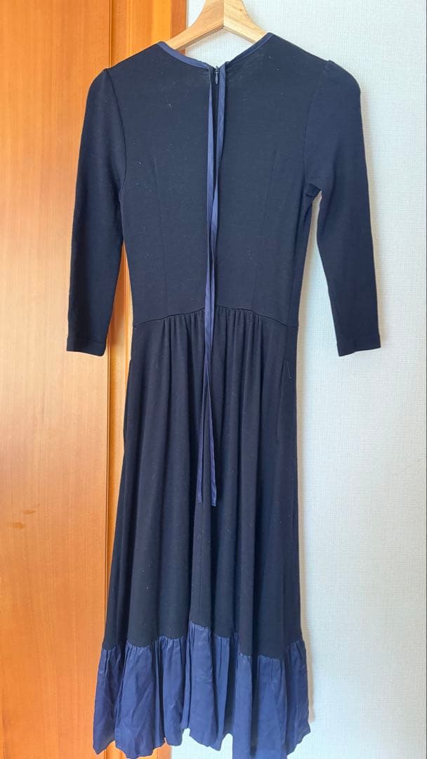 【BORDERS at BALCONY】ネイビー 長袖 フレアワンピース
