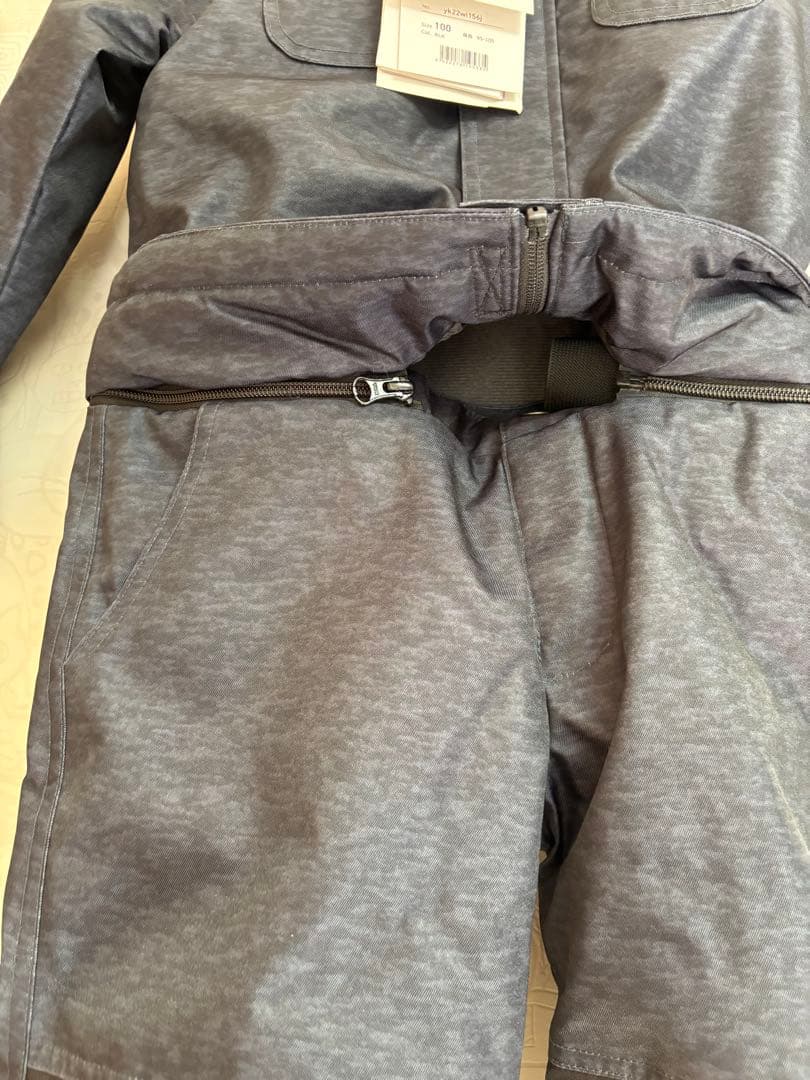 YUK スキーウェア ブラック 100