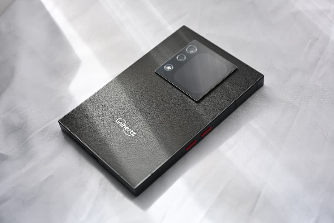 おまけ付き　Unihertz Titan 2 ブラック 美品