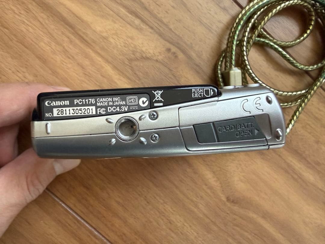 Canon IXY DIGITAL 800 IS コンパクトデジタルカメラ