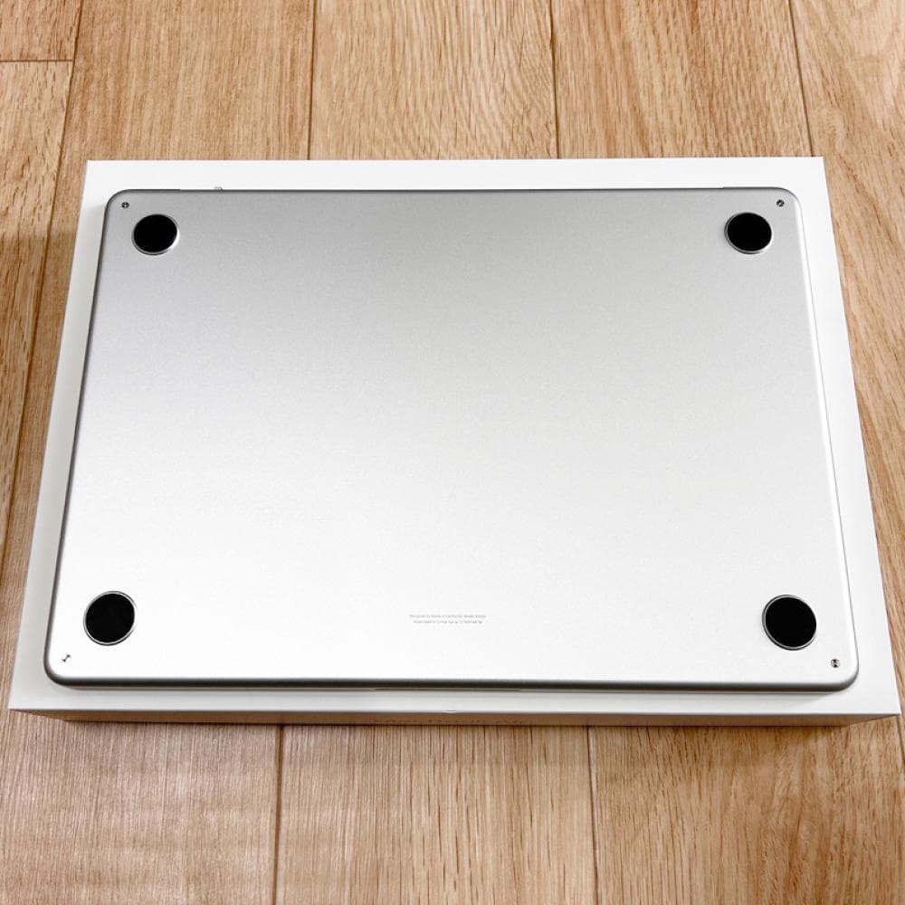 MacBook Air M4 13インチ 32GB 1TB 超美品 シルバー