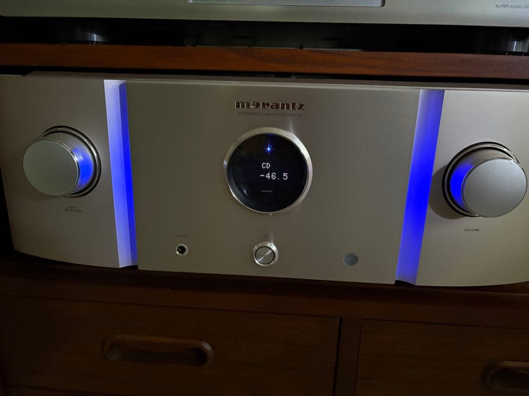 marantz integrated amplifier PMー10