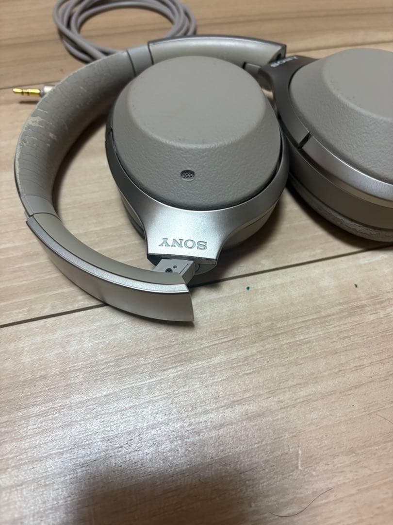 ソニーウォークマンNW-ZX707 SONYヘッドフォンお付けします