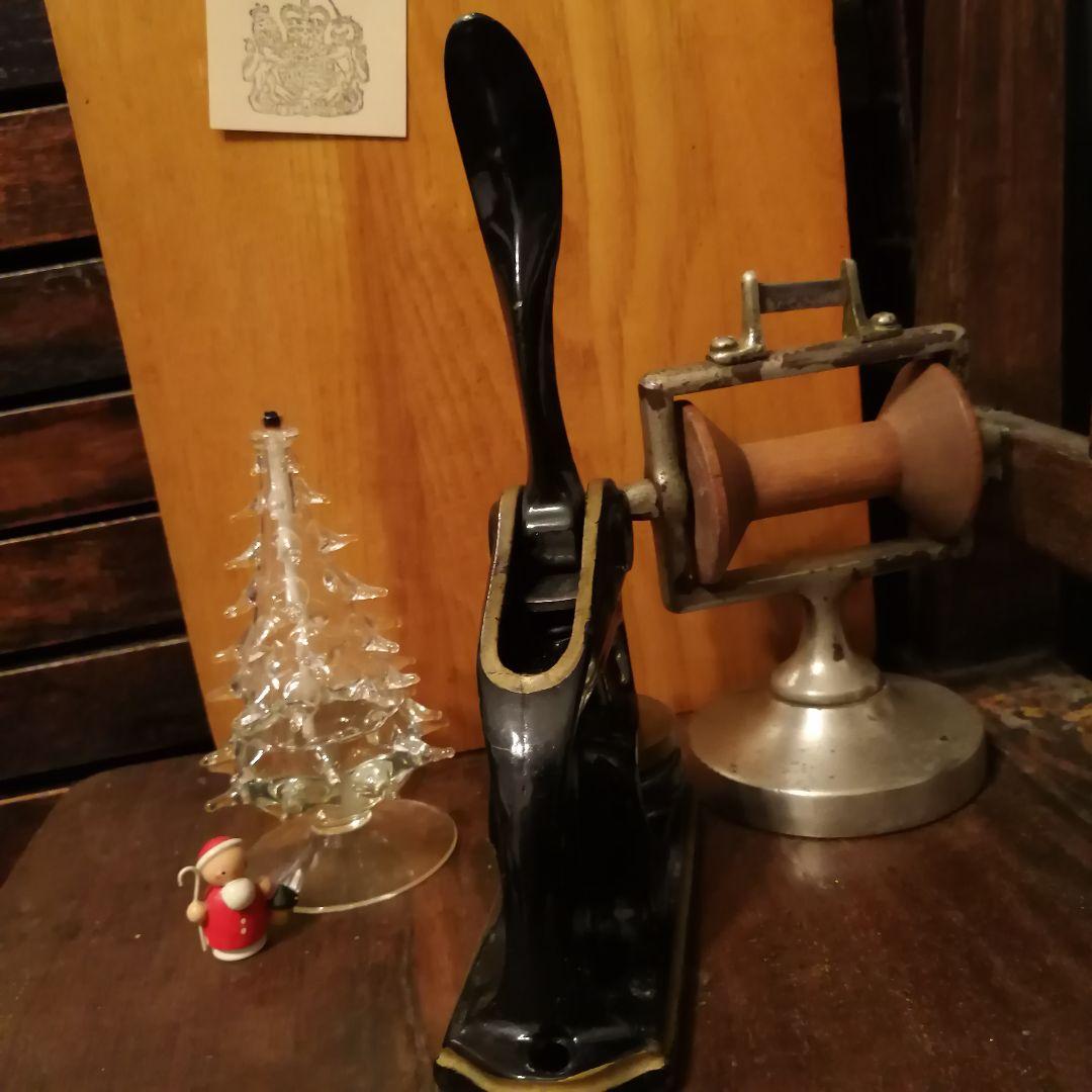 アメリカ製アンティーク エンボッサー☆スタンプ☆はんこ☆タグ☆ラベル文房具☆刻印