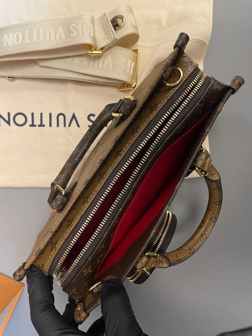 ルイ・ヴィトン オンザゴーＥＷ　モノグラム・リバース　M46653