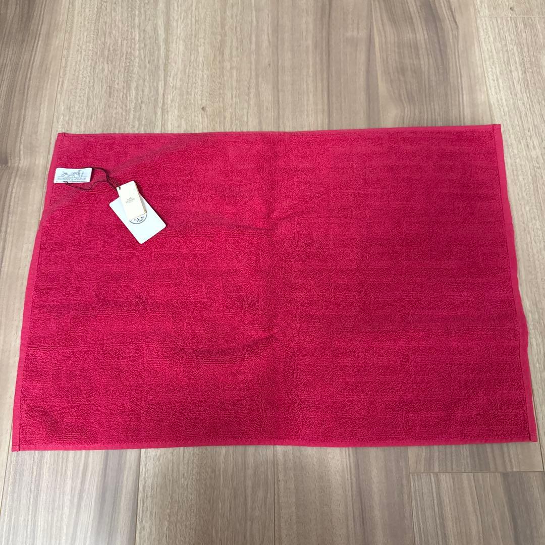新品未使用✨HERMES エルメス　ゲストタオル　ステアーズ ピンク