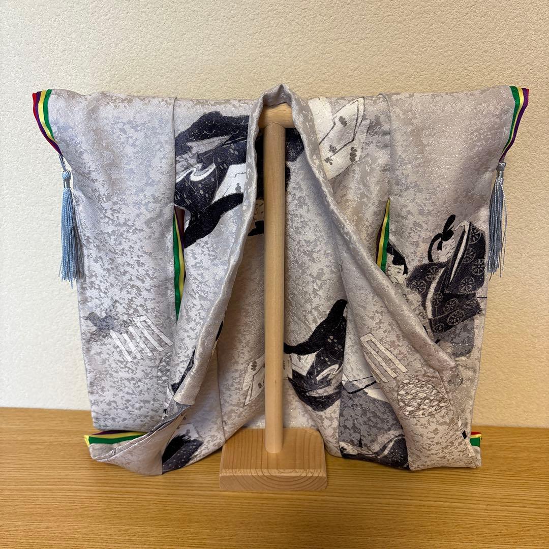 ミニチュア着物　姫柄十二単仕立て さくら8ページ