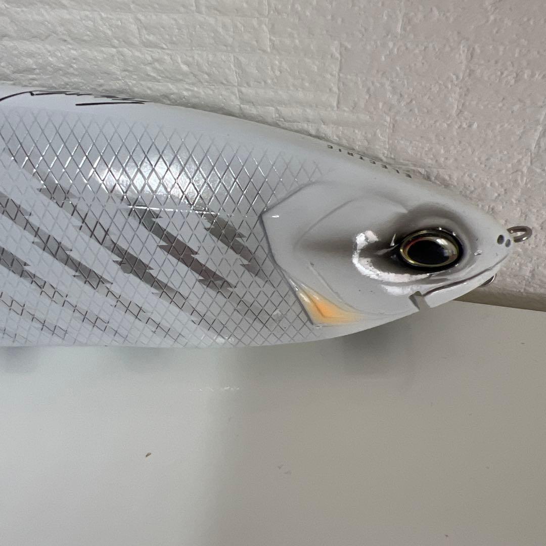 DRTクラッシュフレンジー　バサクラ限定エレクトリックホワイト