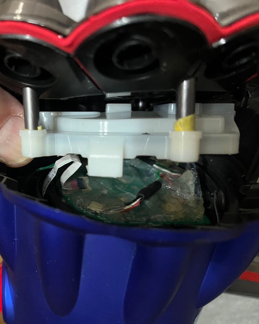 ダイソン　V12 SV20 detect slim 分解整備・殺菌洗浄済み