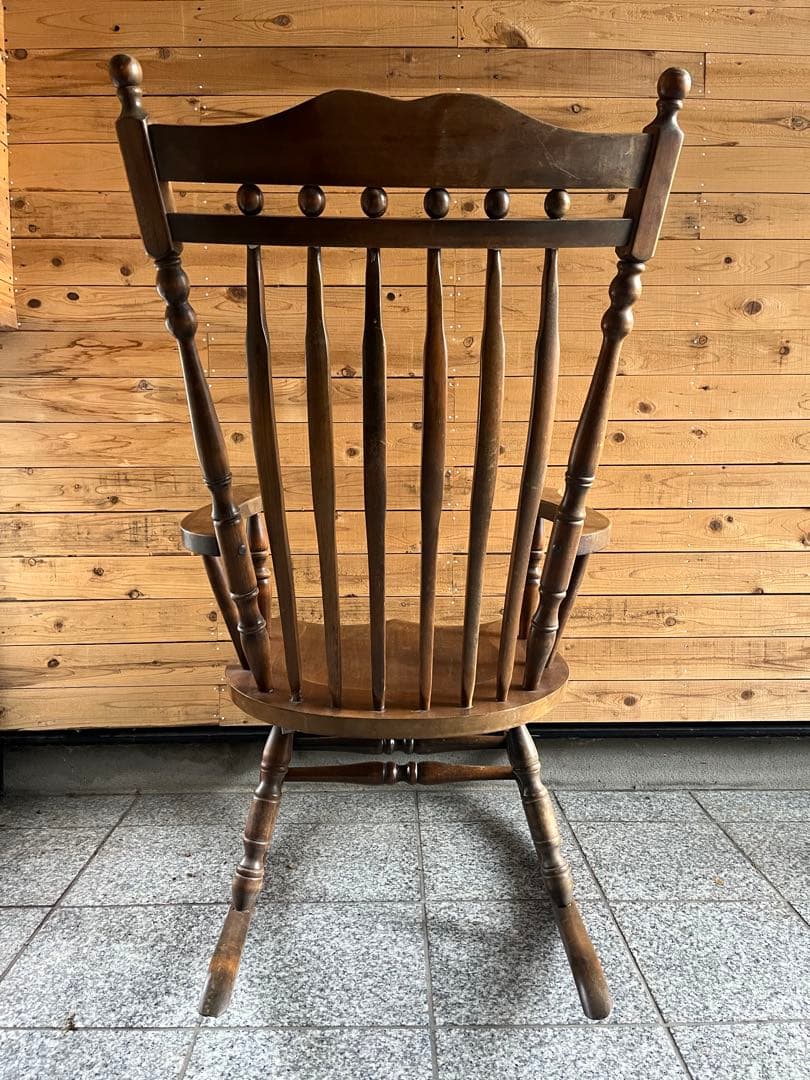 木製ロッキングチェア アンティーク 装飾付き
