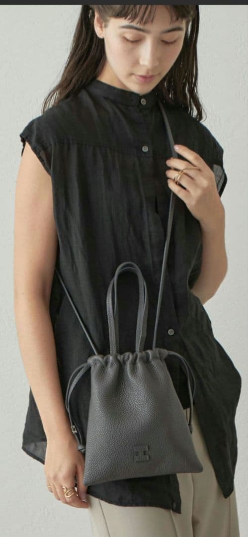 IACUCCI グラネッロ【新品】ダークグレー レザー ショルダーバッグ