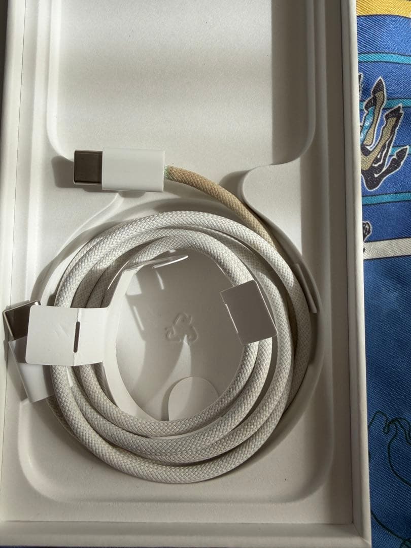 SIMフリー【美品】iPhone15 Pro 512GB ナチュラルチタニウム