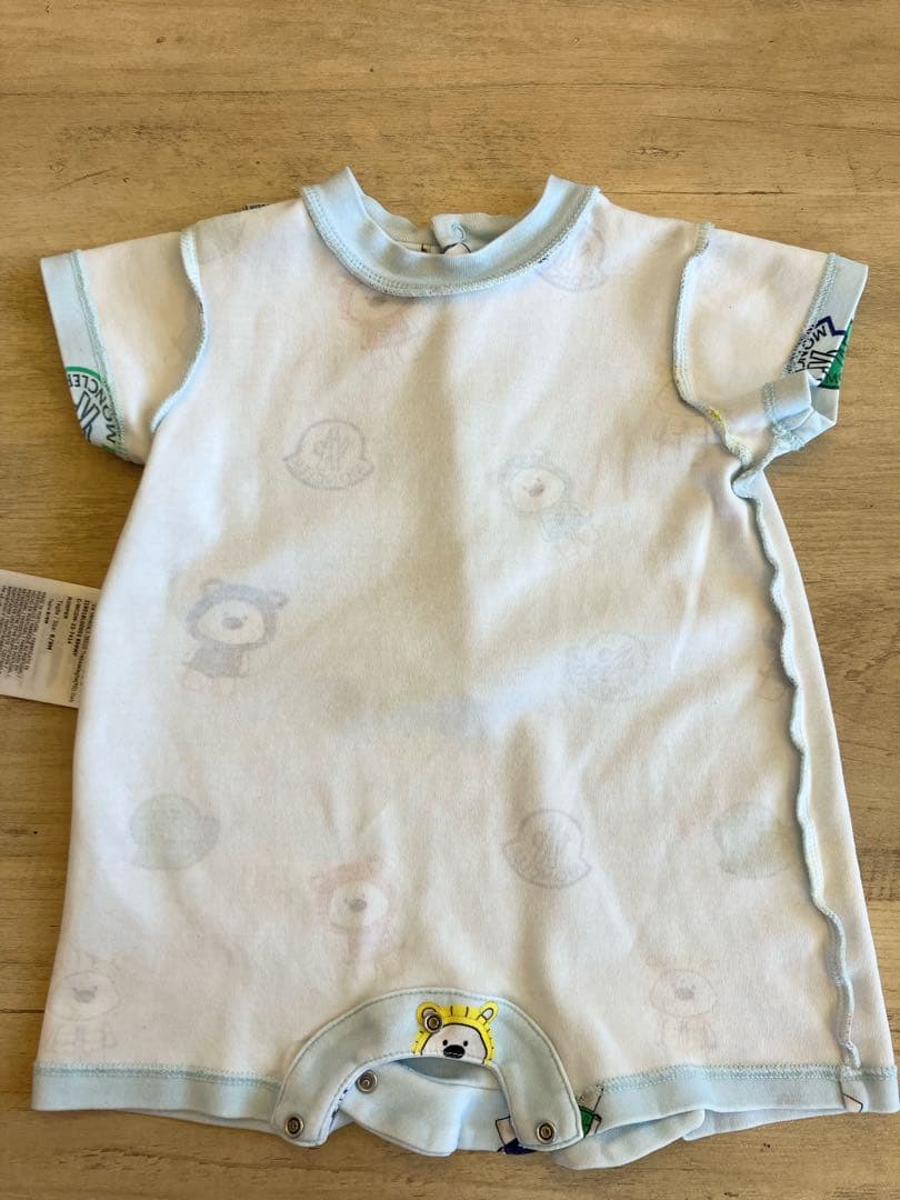【本物コード確認済】23ss MONCLER ロンパース　6-9Ｍ　ライトブルー