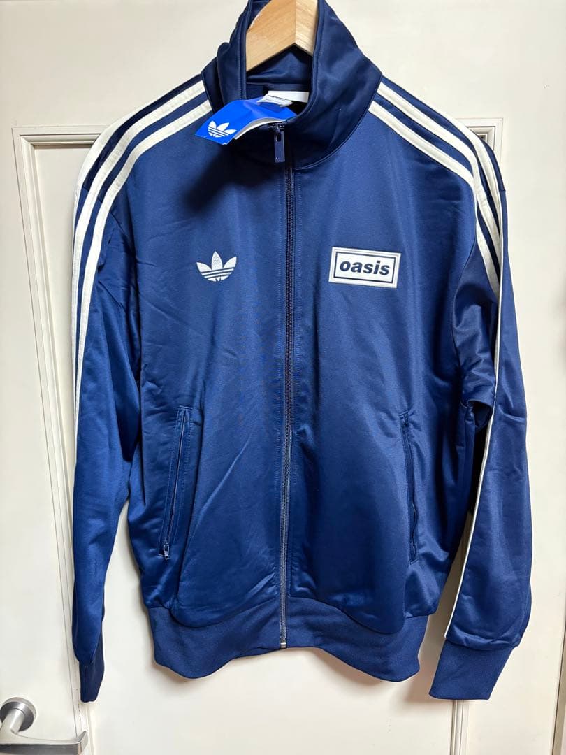 激レア　日本限定　新品　oasis×adidas トラックジャケット　ライブ