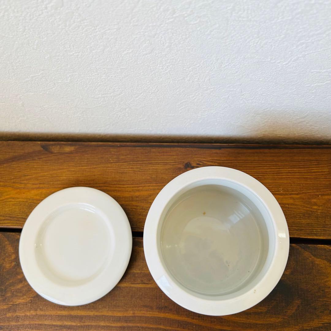 アラビア　ポモナ 蓋付き容器(リンゴンベリー) 1962年(9cm）