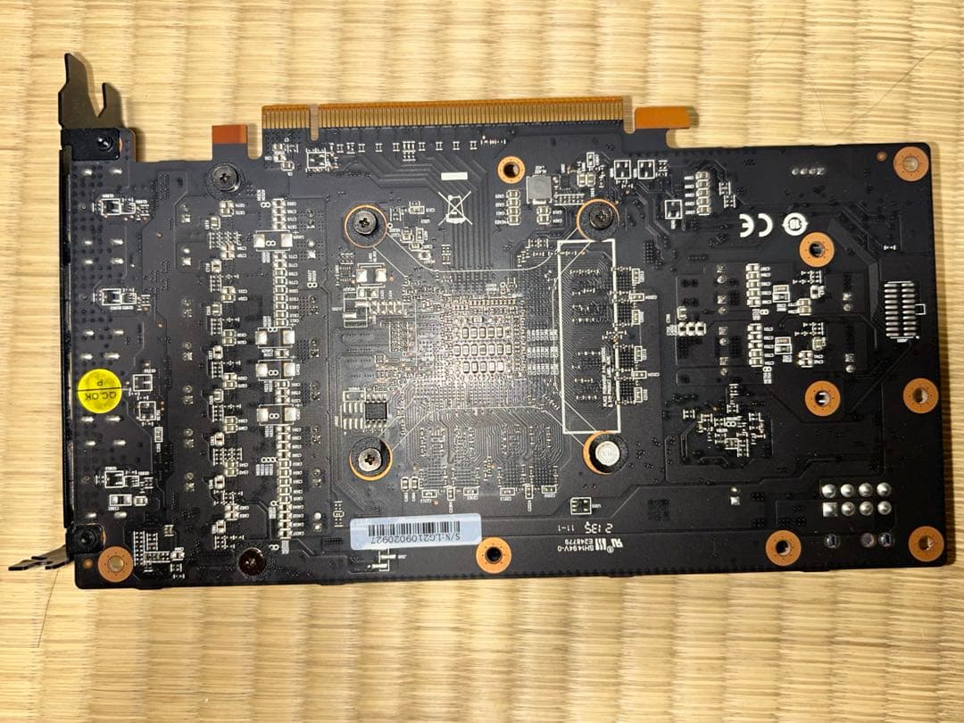 AMD Radeon RX 6600 8GB グラフィックボード