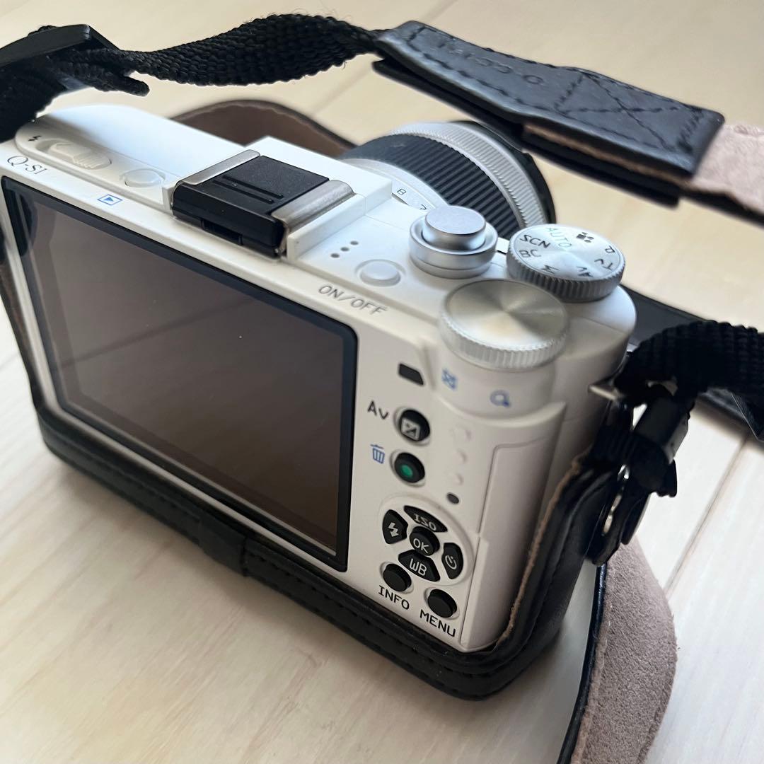 PENTAX Q-S1 デジタル一眼カメラ