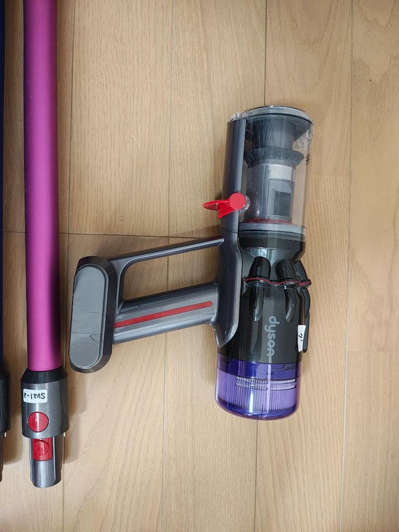 ダイソン★Micro 1.5kg★SV21★バッテリー新品と同等★2