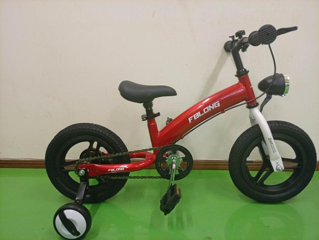 新品未使用 3in1 子供自転車 キックバイク12インチ Red色