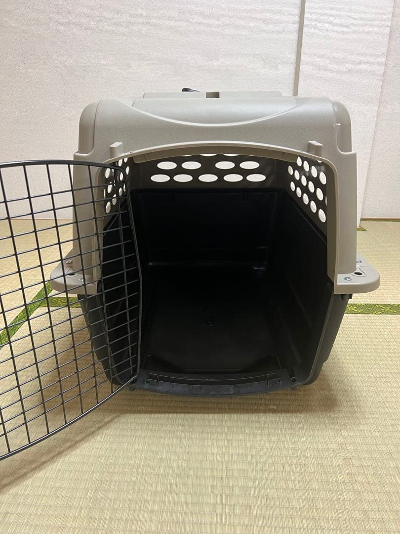 犬用ケージ グレー 中型犬用 通気孔付き