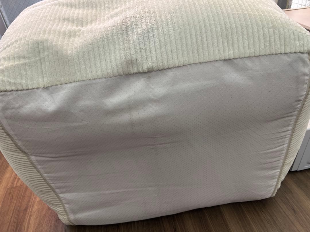 LOOSY 1人掛けビーズソファ　ホワイト コーデュロイ ビーズクッション