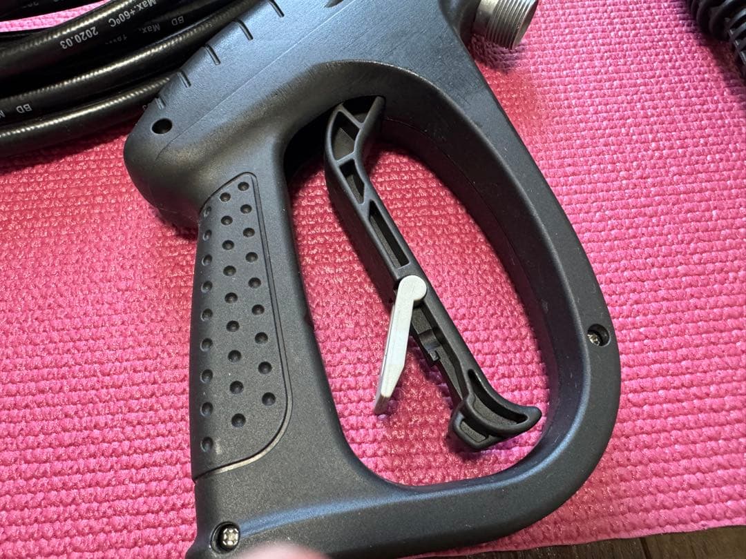 【中古良品】アイリスオーヤマ・タンク式高圧洗浄機