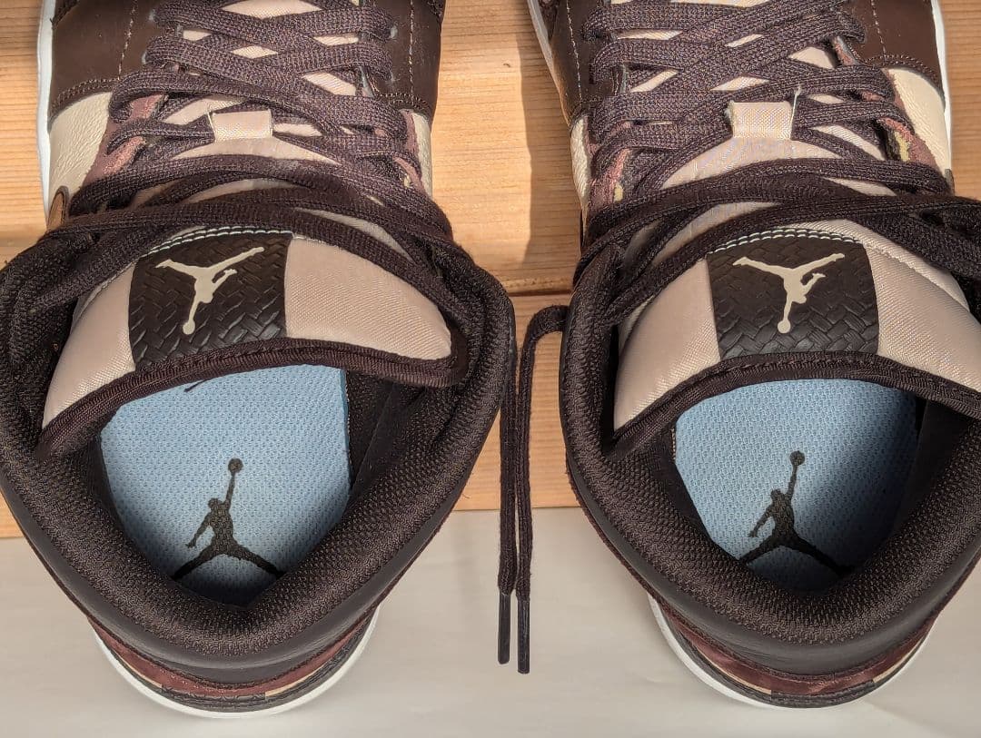 シューズ(男性用) Air Jordan 1 Mid Se 10