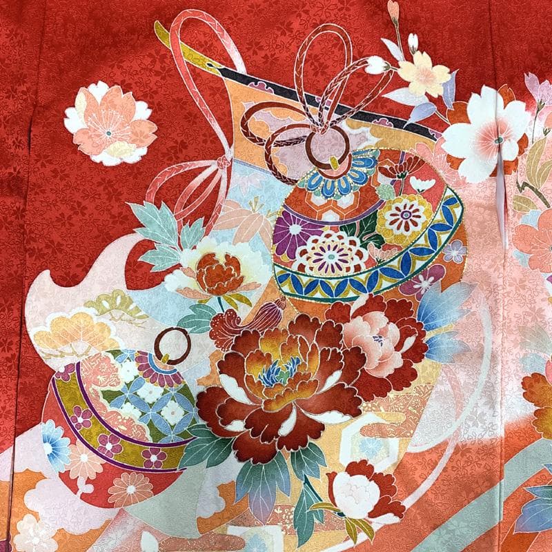 512ag67□七五三 三歳 女児 着物&被布 桜地紋 鈴 花文□美品