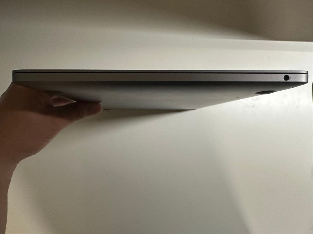 Apple MacBook Pro 13インチ　最終値下げ