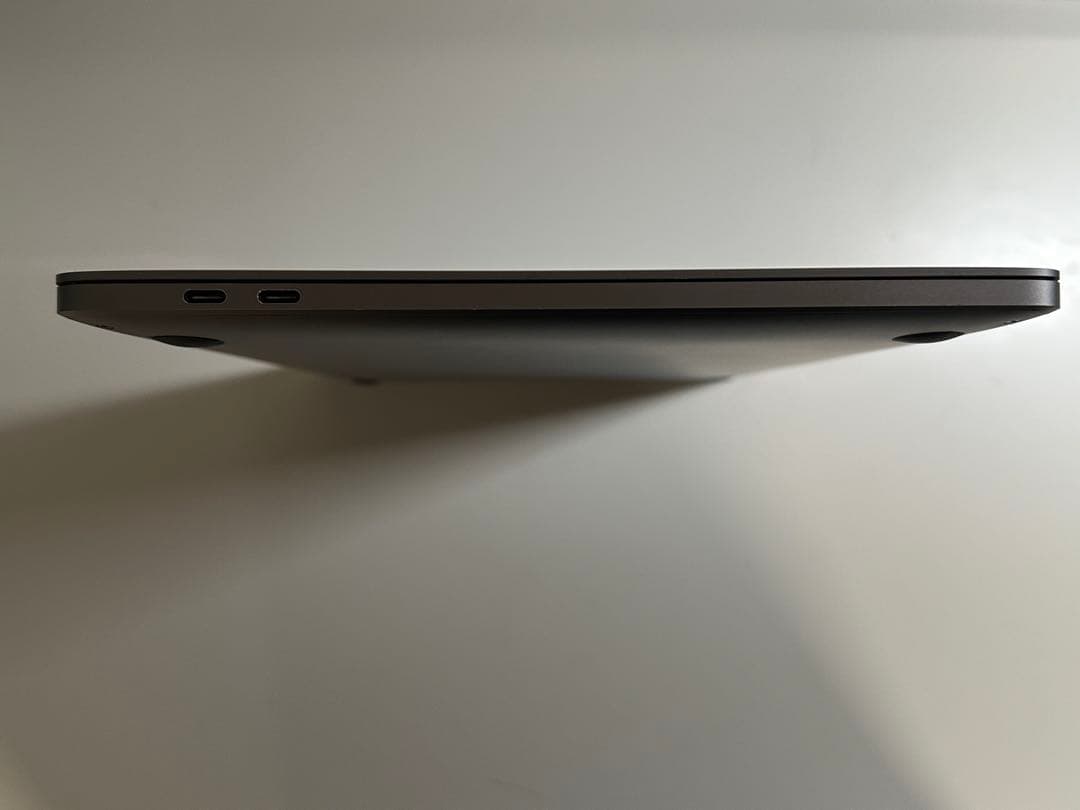 Apple MacBook Pro 13インチ　最終値下げ